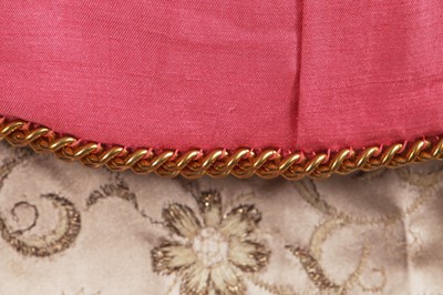 Lot 69 - A Gabrielle Chanel haute couture embroidered silk skirt suit, 1959