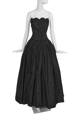 Lot 393 - A Christian Dior by Marc Bohan evening gown, 1980s