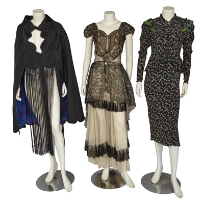 Lot 685 - A group of clothing 1920s-30s