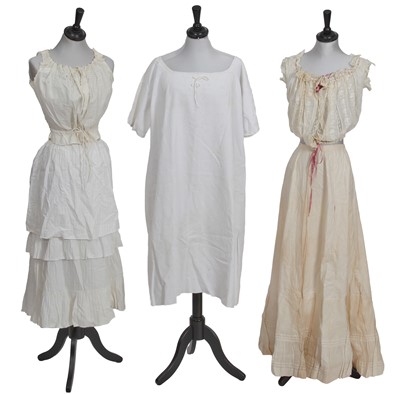 Lot 716 - A large group of undergarments, 1830s-1910s