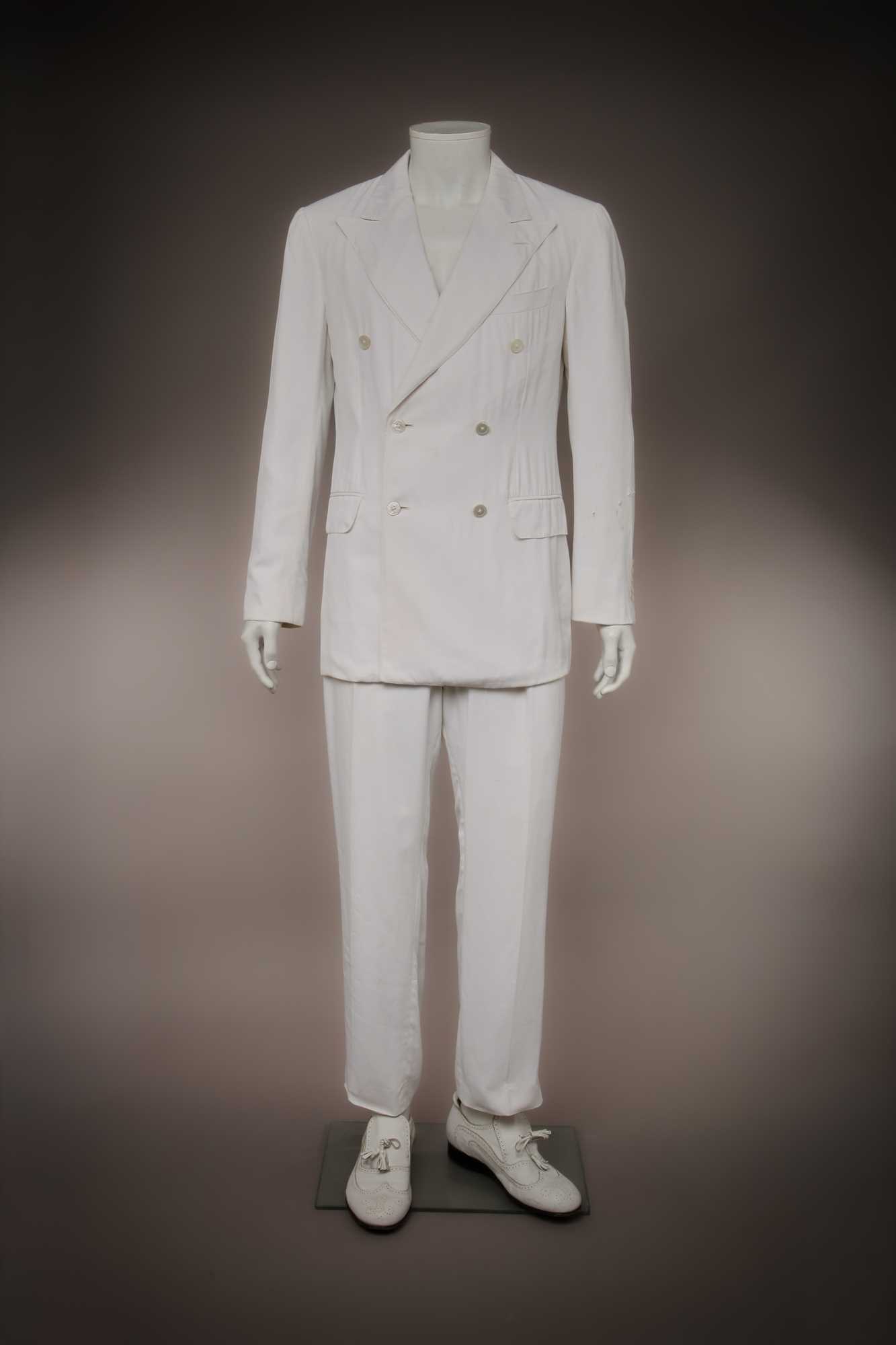 Lot 113 - Lee McQueen's Gucci by Tom Ford white viscose suit, Spring-Summer 2003