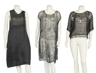 Lot 691 - A black beaded chiffon flapper dress, circa 1925