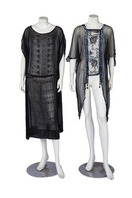 Lot 690 - A black beaded chiffon flapper dress, early 1920s