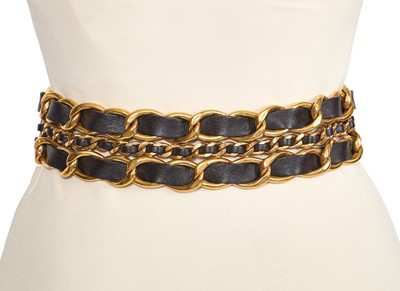 Lot 42 - A Chanel by Karl Lagerfeld leather and gilt chain belt, Autumn-Winter 1992-93