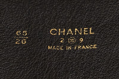 Lot 42 - A Chanel by Karl Lagerfeld leather and gilt chain belt, Autumn-Winter 1992-93