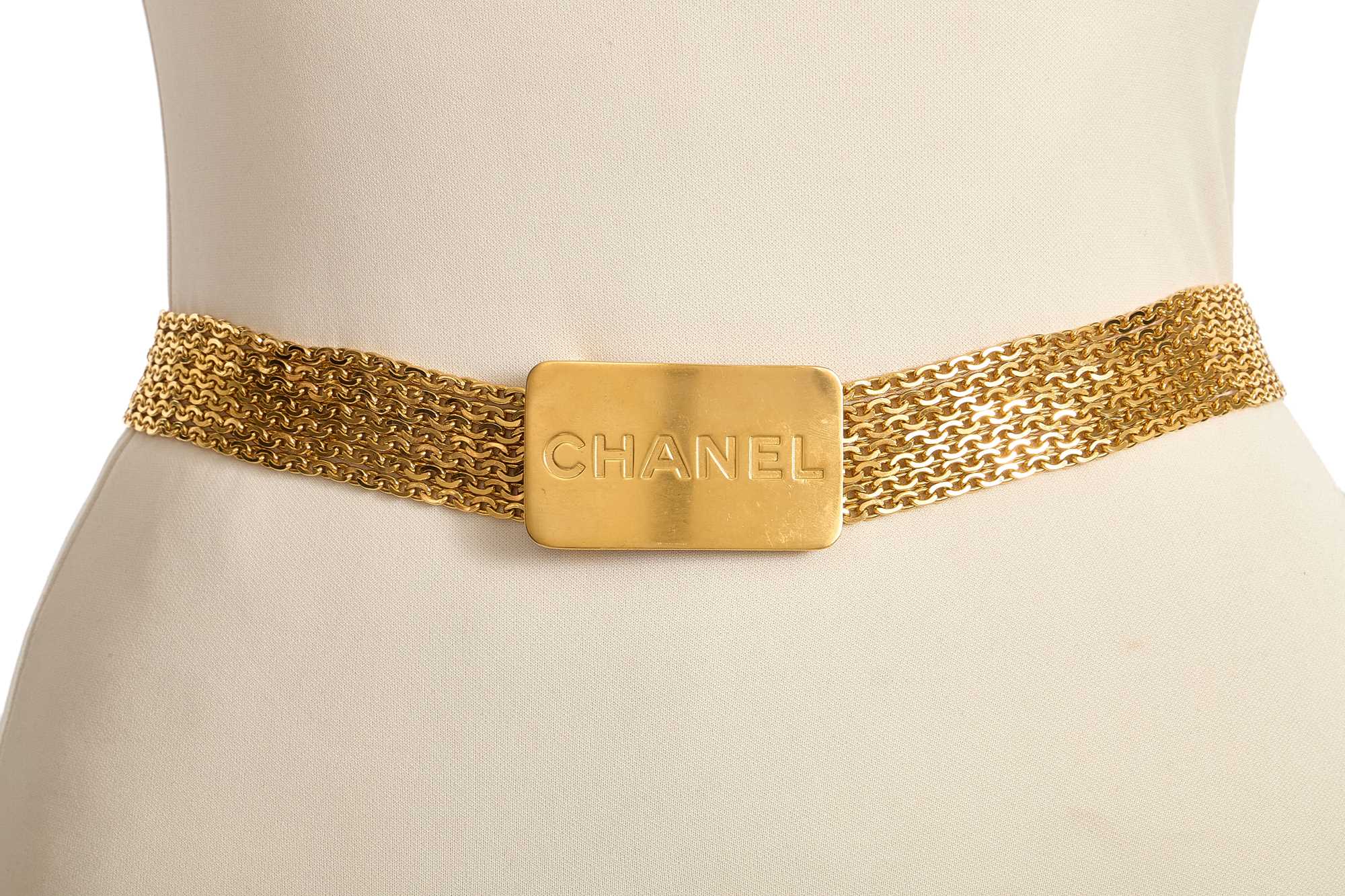 Lot 30 - A Chanel by Karl Lagerfeld gilt chain belt, Autumn-Winter 1995-96