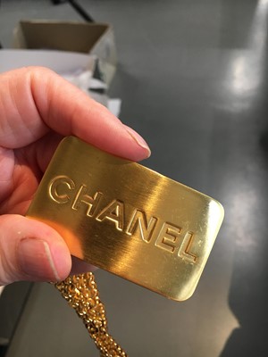 Lot 30 - A Chanel by Karl Lagerfeld gilt chain belt, Autumn-Winter 1995-96