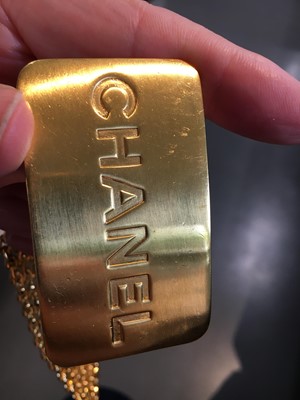 Lot 30 - A Chanel by Karl Lagerfeld gilt chain belt, Autumn-Winter 1995-96