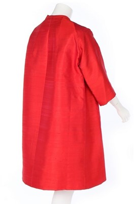 Lot 193 - A Christian Dior couture red slubbed silk coat,...