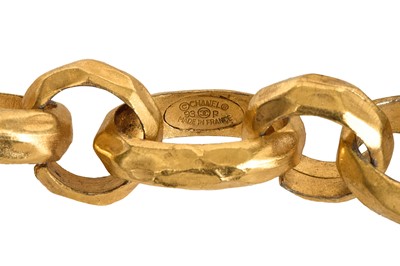 Lot 38 - A Chanel by Karl Lagerfeld two-tone chain belt, Spring-Summer 1993