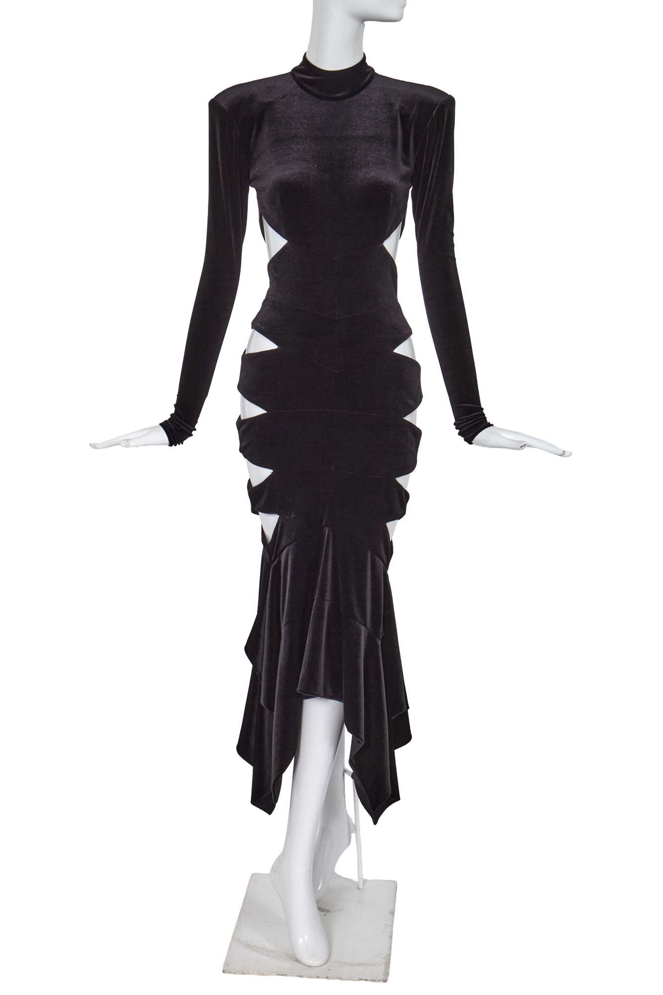 alexandre vauthier black velvet dress Lot 112 Color:Obsidian Crystal embellishment trim along occasion 2024 05 summer 1 Luanna | Black Satin