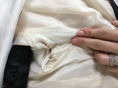 Lot 81 - A Chanel by Karl Lagerfeld black and white linen-blend suit, Spring-Summer 1991