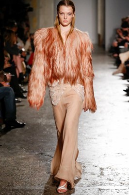 Lot 65 - A Lady Gaga-worn Francesco Scognamiglio peach organza and fur ensemble, Autumn-Winter 2017-18