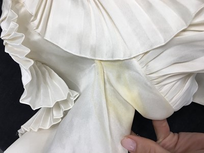 Lot 60 - An Emma Watson-worn Francesco Scognamiglio haute couture ivory organza evening gown, Autumn-Winter 2016-17