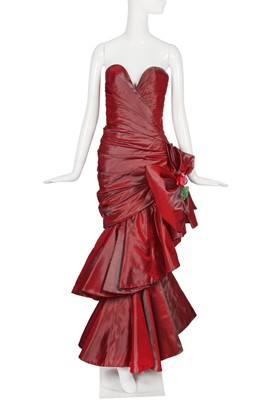 Lot 180 - An Emmanuel Ungaro haute couture red shot taffeta sheath, Spring-Summer 1992