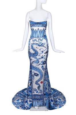 Lot 147 - A Roberto Cavalli printed blue and white satin 'Ming Vase' sheath, Autumn-Winter 2005-06