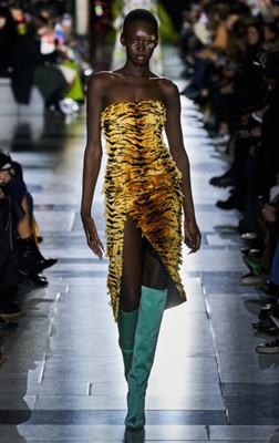 Lot 79 - A Michael Halpern embellished cocktail dress. Autumn-Winter 2020-21