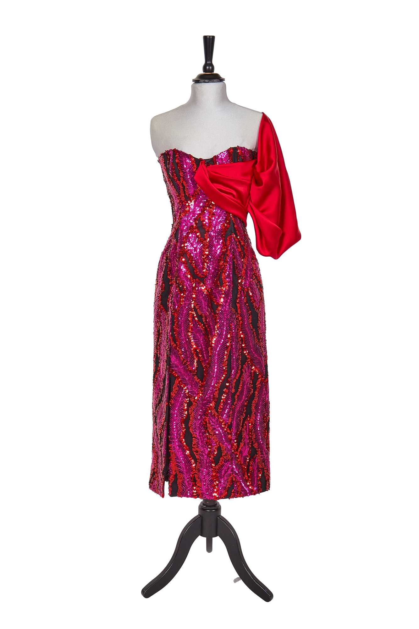 Lot 73 - A Michael Halpern sequined cocktail dress, circa 2019