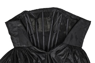 Lot 250 - An important Christian Dior haute couture by Yves Saint Laurent 'Labia' gown and stole, '1960 Line', Autumn-Winter 1959-60