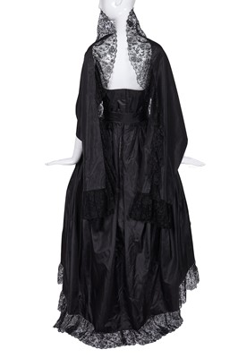 Lot 250 - An important Christian Dior haute couture by Yves Saint Laurent 'Labia' gown and stole, '1960 Line', Autumn-Winter 1959-60