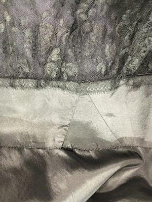 Lot 250 - An important Christian Dior haute couture by Yves Saint Laurent 'Labia' gown and stole, '1960 Line', Autumn-Winter 1959-60