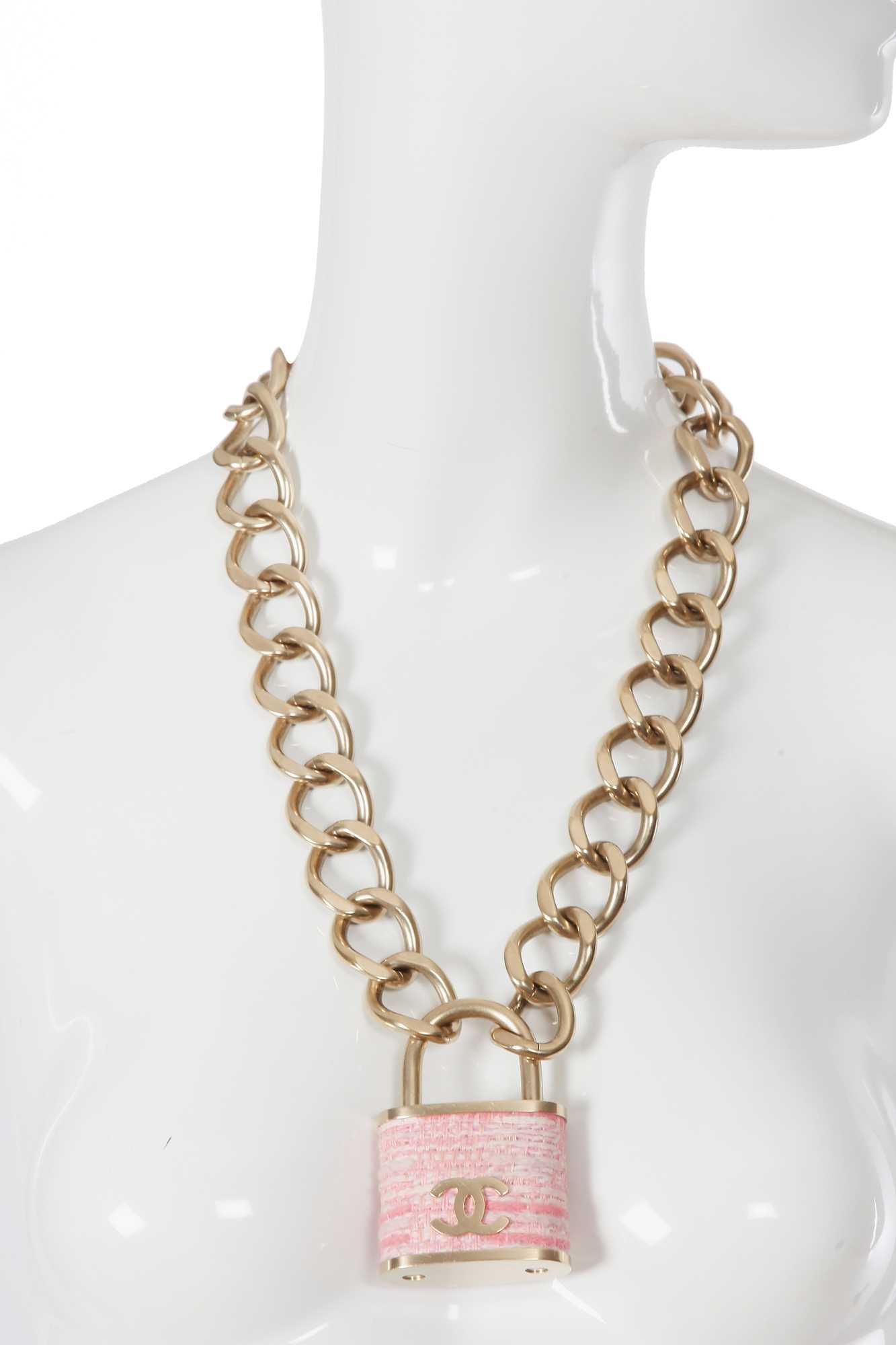 Lot 16 - A Chanel by Karl Lagerfeld pink tweed padlock necklace, 'Supermarket' collection, Autumn-Winter 2014-15