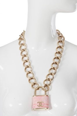 Lot 16 - A Chanel by Karl Lagerfeld pink tweed padlock necklace, 'Supermarket' collection, Autumn-Winter 2014-15