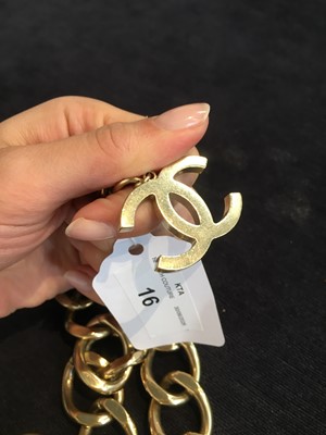 Lot 16 - A Chanel by Karl Lagerfeld pink tweed padlock necklace, 'Supermarket' collection, Autumn-Winter 2014-15