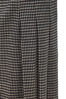 Lot 23 - A Comme des Garçons black and white knitted three-piece ensemble, circa 1980