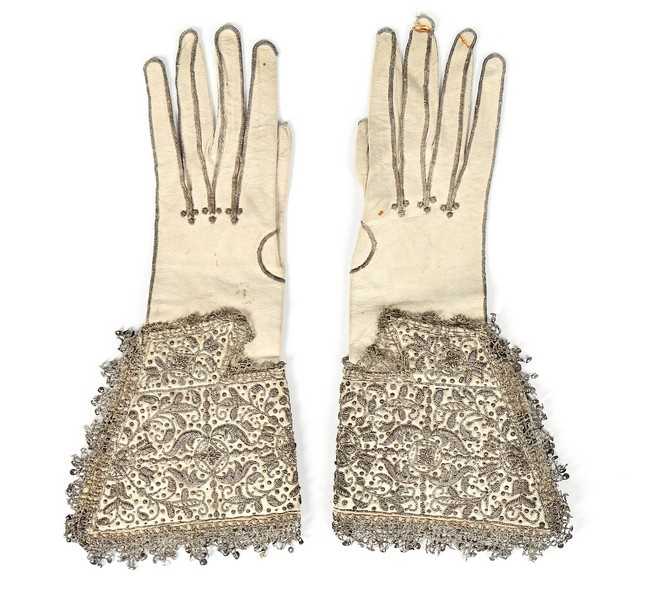 Lot 99 - A fine pair of men's embroidered white kid...