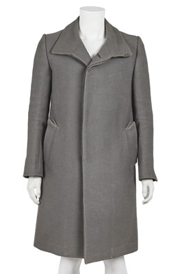 Lot 366 - A Carol Christian Poell men's grey wool-ramie blend coat, 'Self-Same' collection, 2009