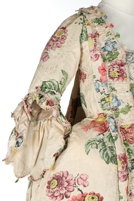 Lot 118 - A robe à la Française, the silk 1730s, the...