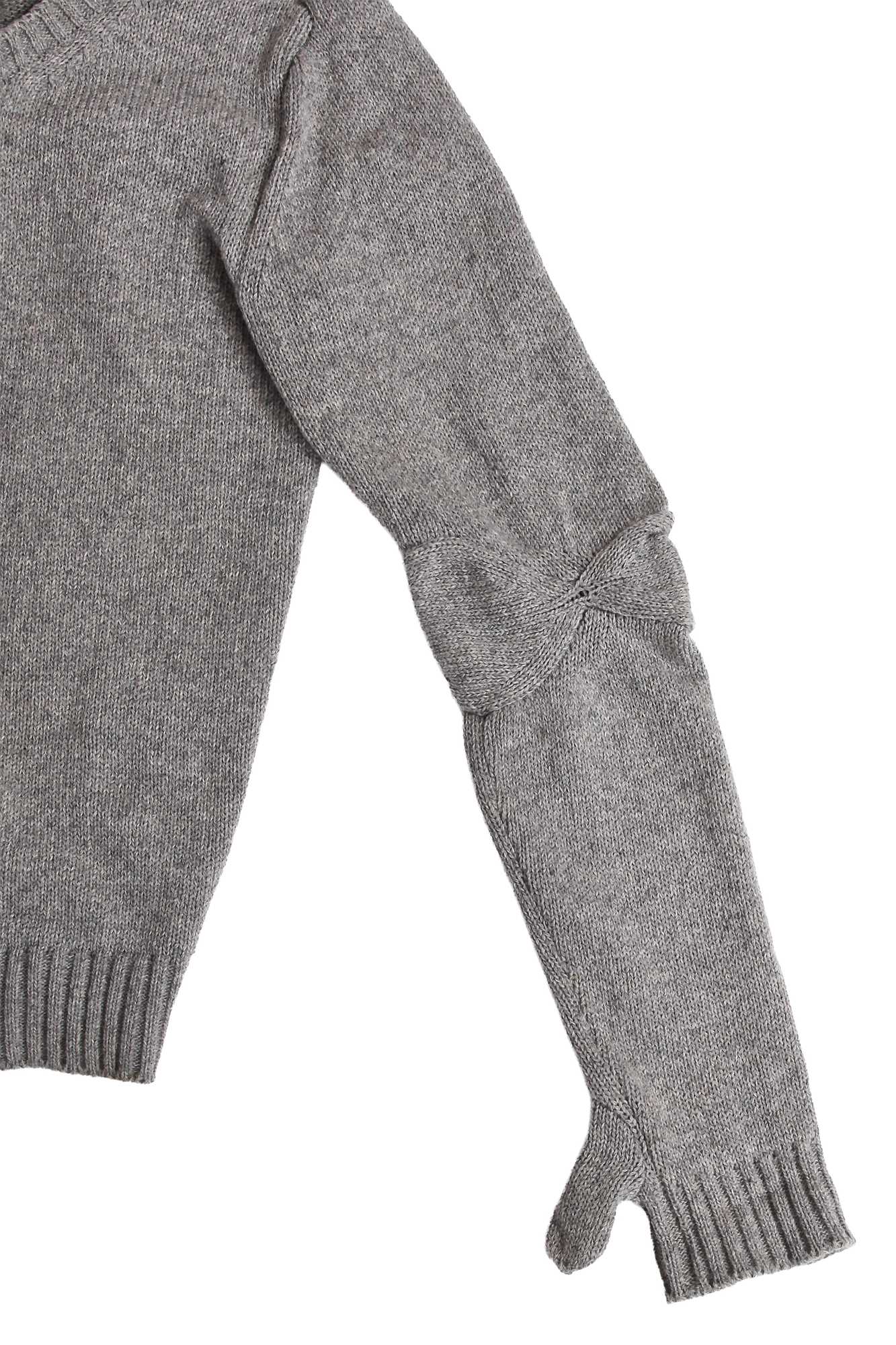 Lot 350 - A Carol Christian Poell men's grey wool sweater, 'Disjointed' collection, Autumn-Winter 2007-08