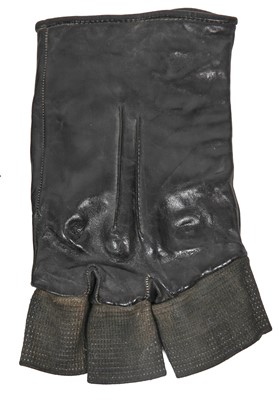 Lot 394 - A pair of Carol Christian Poell men's black leather 'disparate' fingercuff gloves, 2000s