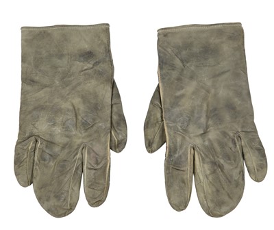 Lot 392 - A pair of Carol Christian Poell men's sage leather joined-finger gloves, 2000s
