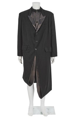 Lot 483 - A Yohji Yamamoto men's wool double coat, Autumn-Winter 2023-24