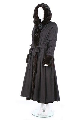 Lot 19 - A fine Mendle reversible black mink coat,...