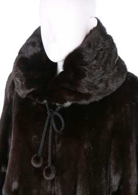Lot 19 - A fine Mendle reversible black mink coat,...