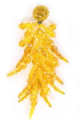 Lot 50 - A Coppola e Toppo yellow beaded choker...