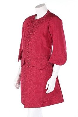 Lot 109 - A gentleman's Chinese embroidered crimson silk...