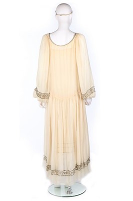Lot 180 - A Jeanne Lanvin couture ivory chiffon bridal...