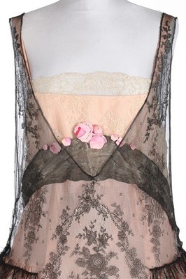 Lot 169 - A rare and important Boué Soeurs Robe de Style...