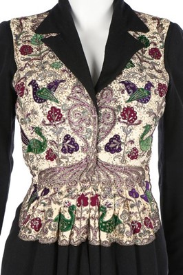 Lot 190 - A Paquin couture richly embroidered evening...