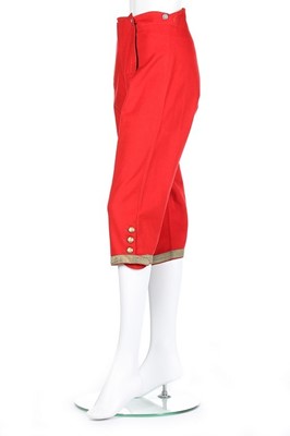 Lot 30 - A footman's livery from the Royal Hanoverian...