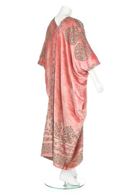 Lot 63 - A Mariano Fortuny stencilled pink velvet...