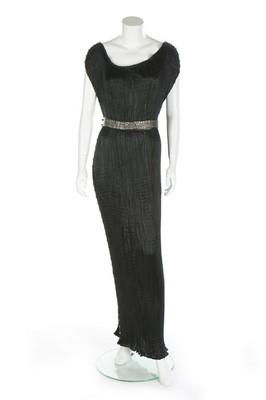 Lot 64 - A good Mariano Fortuny black silk 'Delphos',...