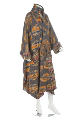 Lot 189 - A fine Bill Gibb knitted kimono coat with...