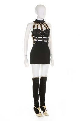 Lot 285 - A fine and rare Gianni Versace black silk...