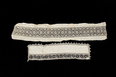 Lot 329 - A group of mainly 17th century lace, including...