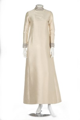 Lot 145 - A Christian Dior London ivory gazar bridal...